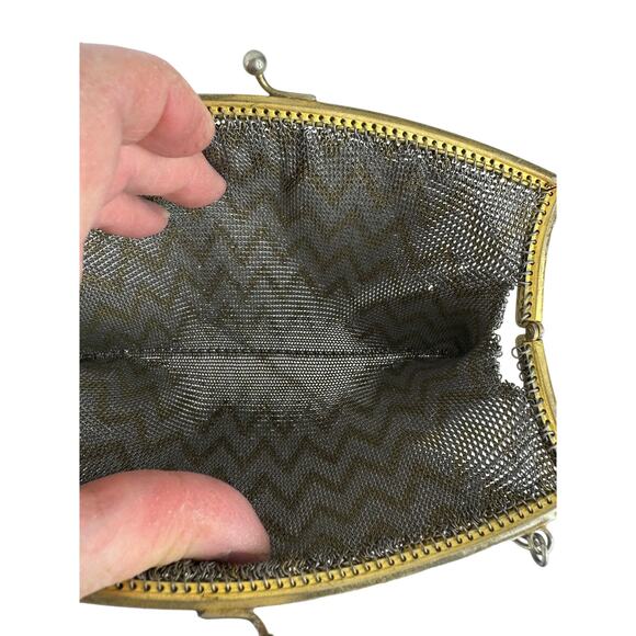 Herringbone Vintage Metal Mesh Bag Light Repair Needed - Picture 9 of 10